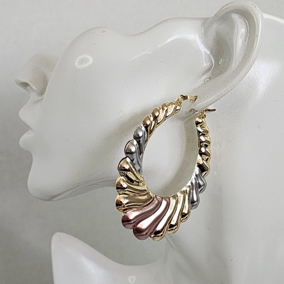 Gold Filled Tri Color Plated Scalloped Hollow Hoop Earrings - Picture 5 of 6
